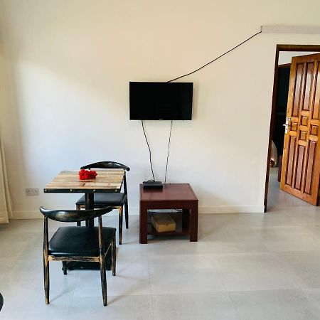 Horizon View Apartment Victoria Luaran gambar